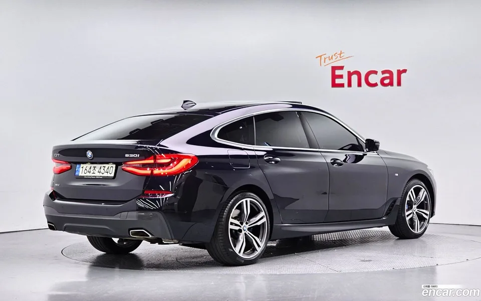 BMW 6 Series GT 630i xDrive M 2022 — миниатюра 2