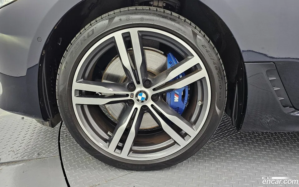 BMW 6 Series GT 630i xDrive M 2022 — миниатюра 5