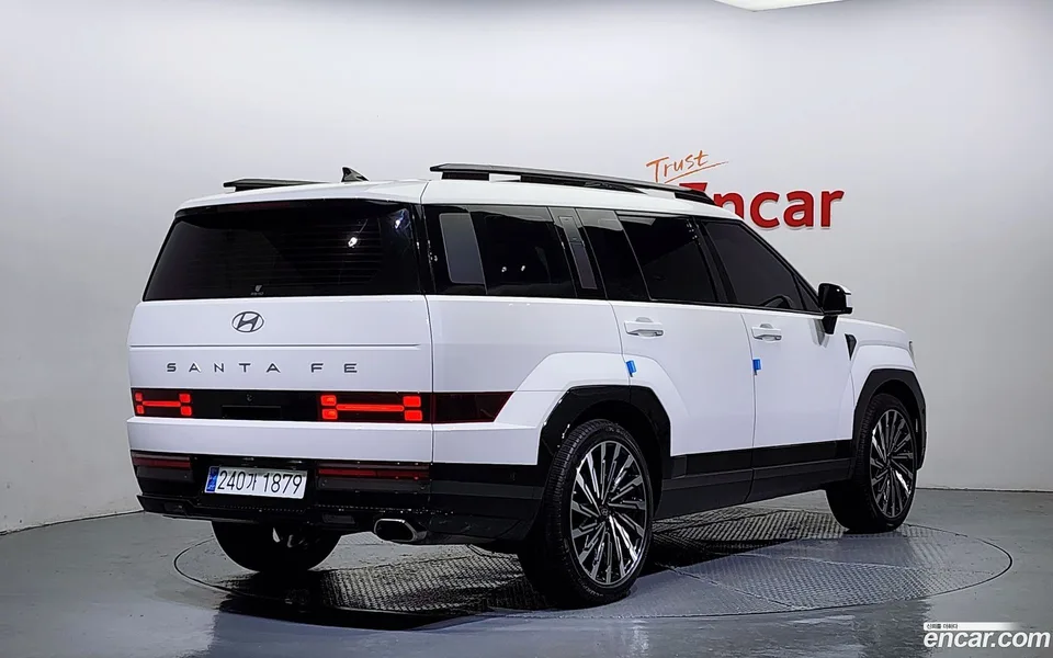 Hyundai SantaFe 2.5T 2WD 2023 — миниатюра 2