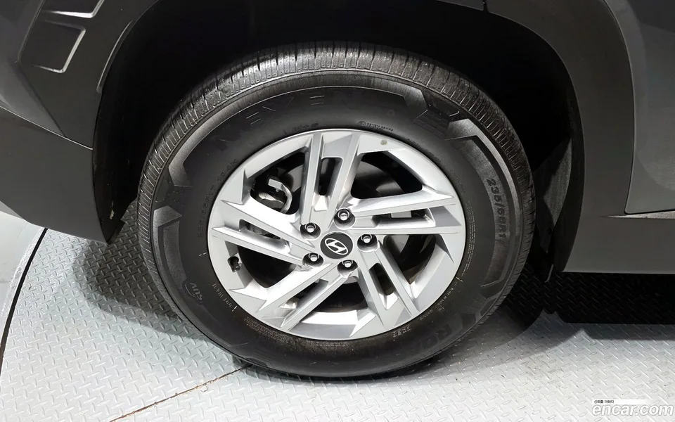 Hyundai Tucson NX4 1.6 2WD 2024 — миниатюра 5