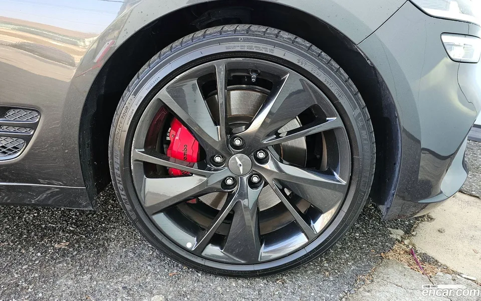 Genesis G70 2.0T 2WD 2022 — миниатюра 5