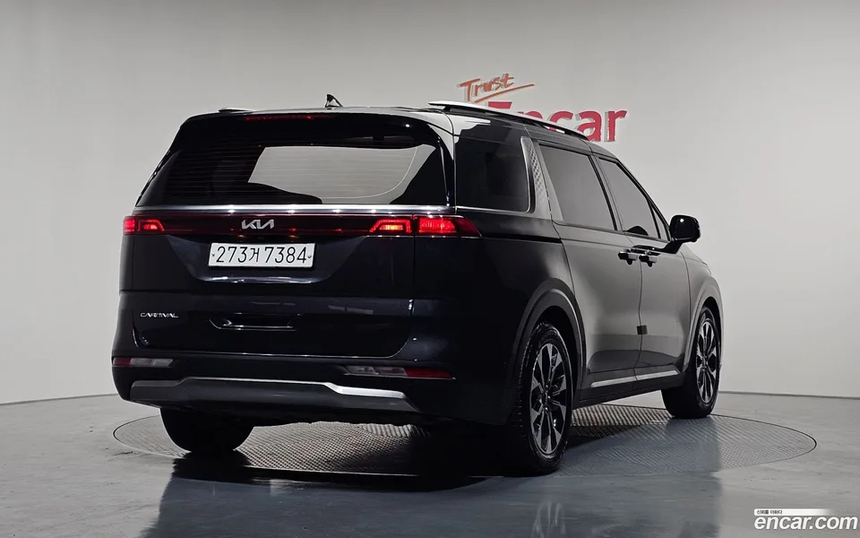 Kia Carnival 7 2022 — миниатюра 2
