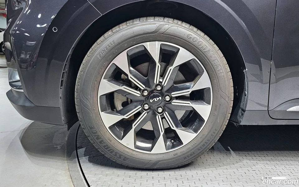 Kia Carnival 9 2022 — миниатюра 5