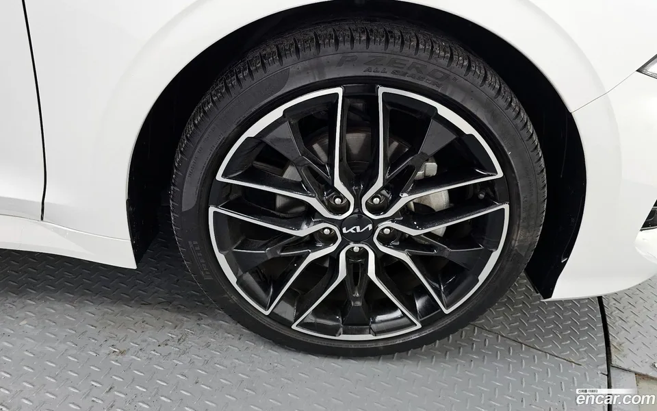 Kia K5 1.6 2023 — миниатюра 5