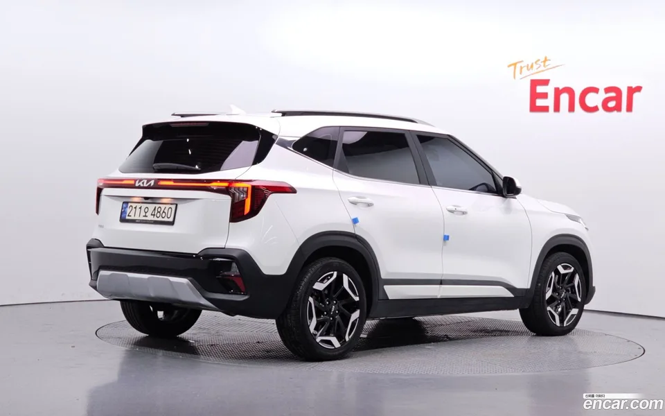 Kia Seltos 1.6 2WD 2023 — миниатюра 2