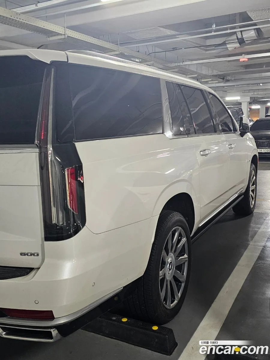 Cadillac Escalade 6.2 ESV 2022 — миниатюра 4