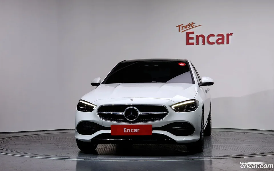 Mercedes-Benz C-Class C200 2025 — миниатюра 3