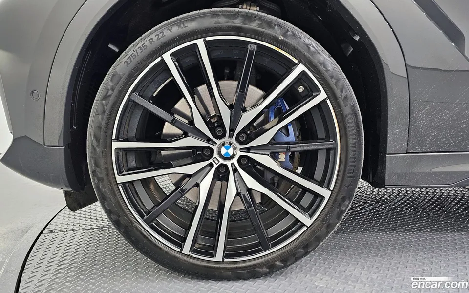 BMW X6 xDrive40d M 2023 — миниатюра 5