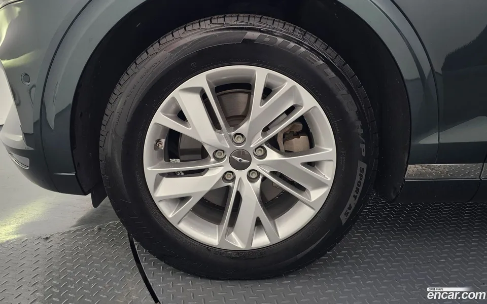 Genesis GV70 2.5T 2WD 2022 — миниатюра 5