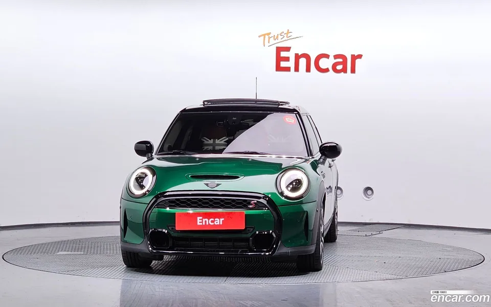 MINI Cooper S 5 2024 — миниатюра 3