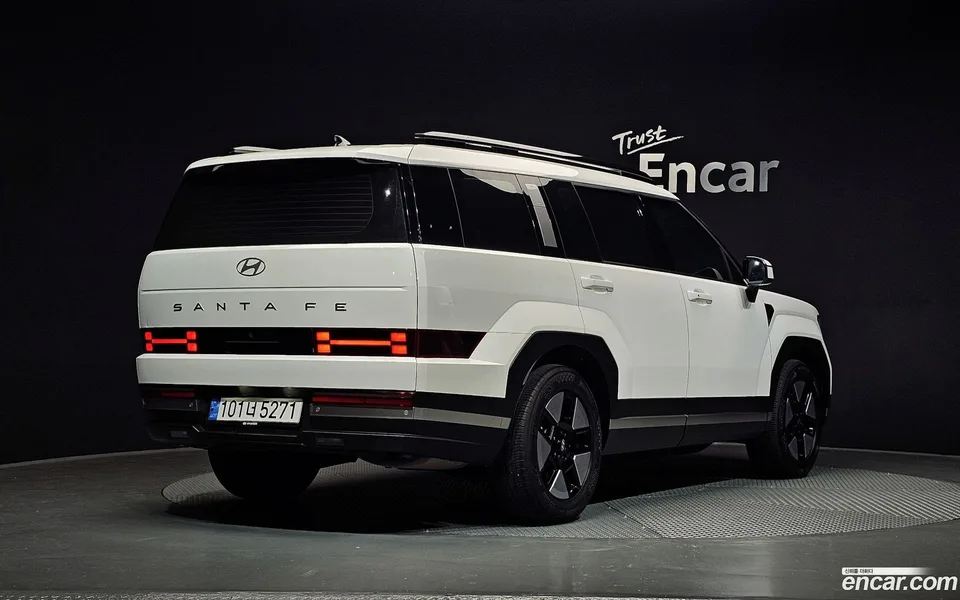 Hyundai SantaFe HEV 1.6 2WD 2023 — миниатюра 2