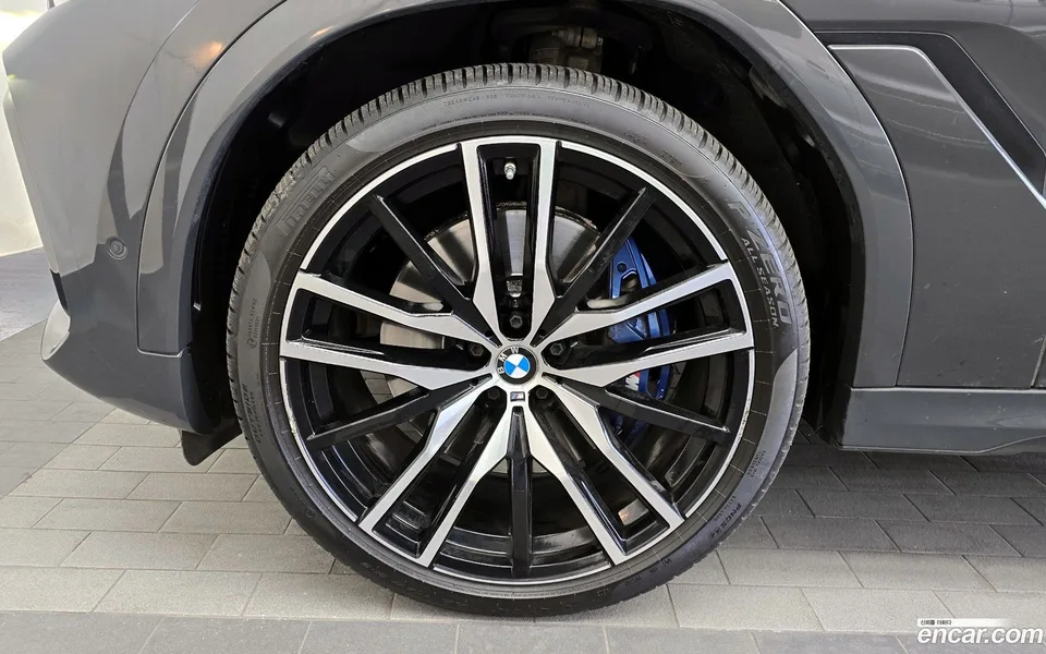 BMW X6 xDrive40d M 2023 — миниатюра 5
