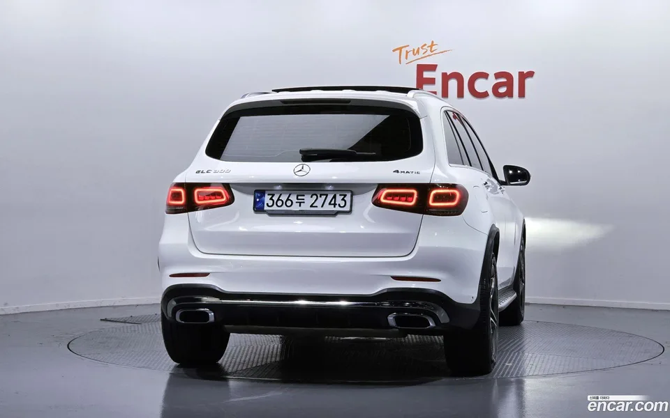Mercedes-Benz GLC-Class GLC300 4MATIC 2022 — миниатюра 4