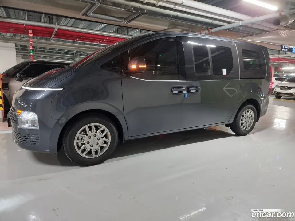 Hyundai Staria HEV 1.6 5 2024 — миниатюра 3