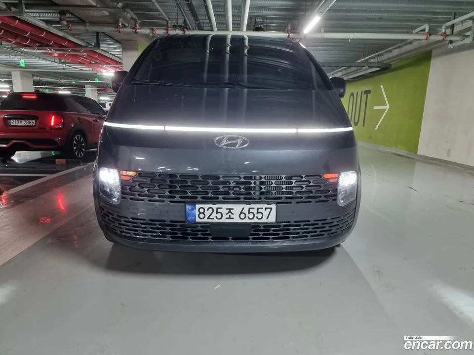 Hyundai Staria HEV 1.6 5 2024 — фото 1, купить с доставкой в Москву