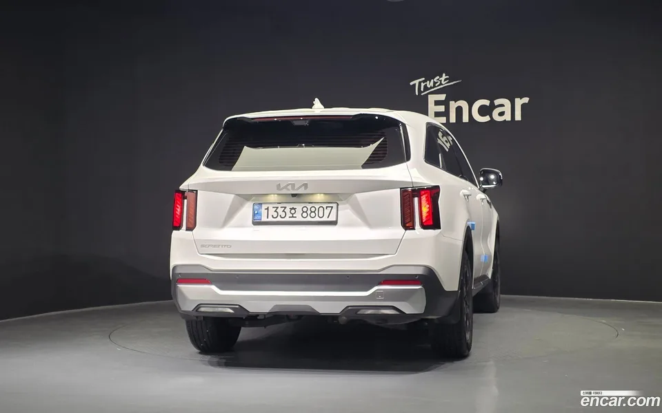 Kia Sorento 2.5T 2WD 2023 — миниатюра 4