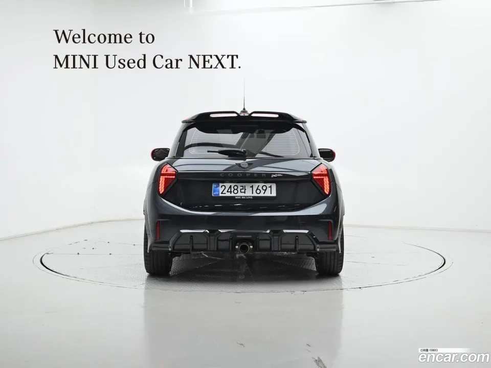 MINI Cooper S JCW 2025 — миниатюра 4