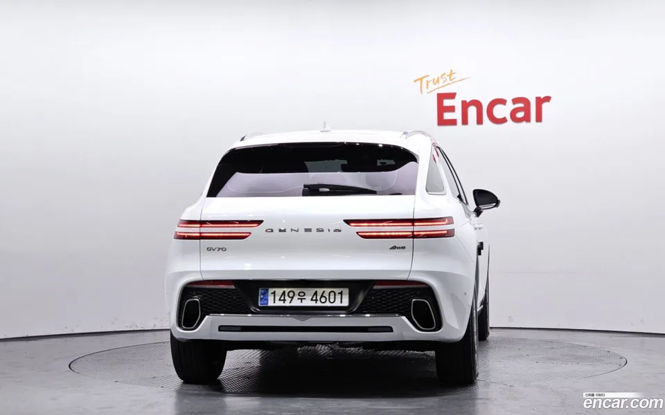 Genesis GV70 2.5T AWD 2023 — миниатюра 4