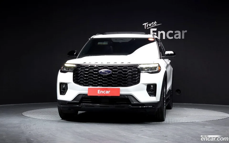Ford Explorer 2.3 ST- 4WD 2025 — миниатюра 3