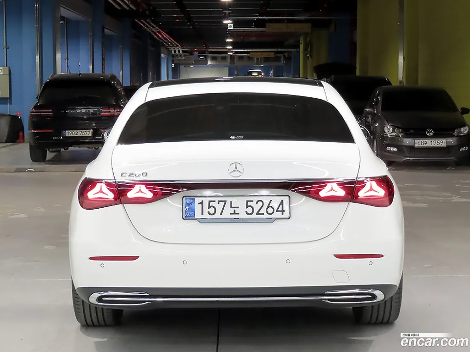 Mercedes-Benz E-Class E200 2024 — миниатюра 3