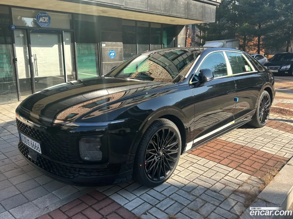 Hyundai Grandeur Hybrid 2023 — миниатюра 2