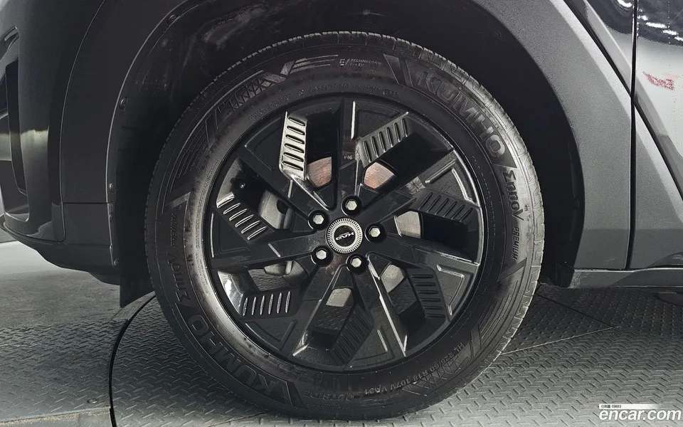 KG Mobility Torres EVX E7 2024 — миниатюра 5