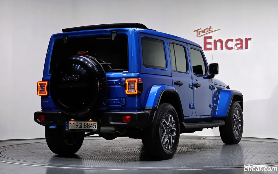 Jeep Wrangler 2.0 4 4xe 2022 — миниатюра 2