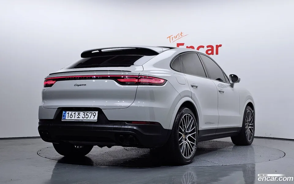 Porsche Cayenne 3.0 2023 — миниатюра 2