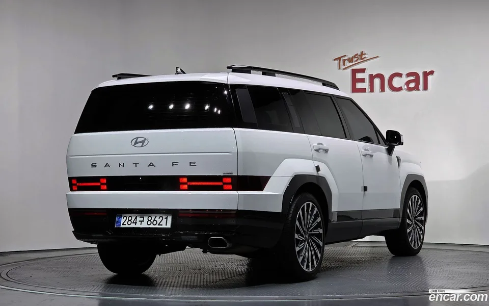 Hyundai SantaFe 2.5T 4WD 2023 — миниатюра 2