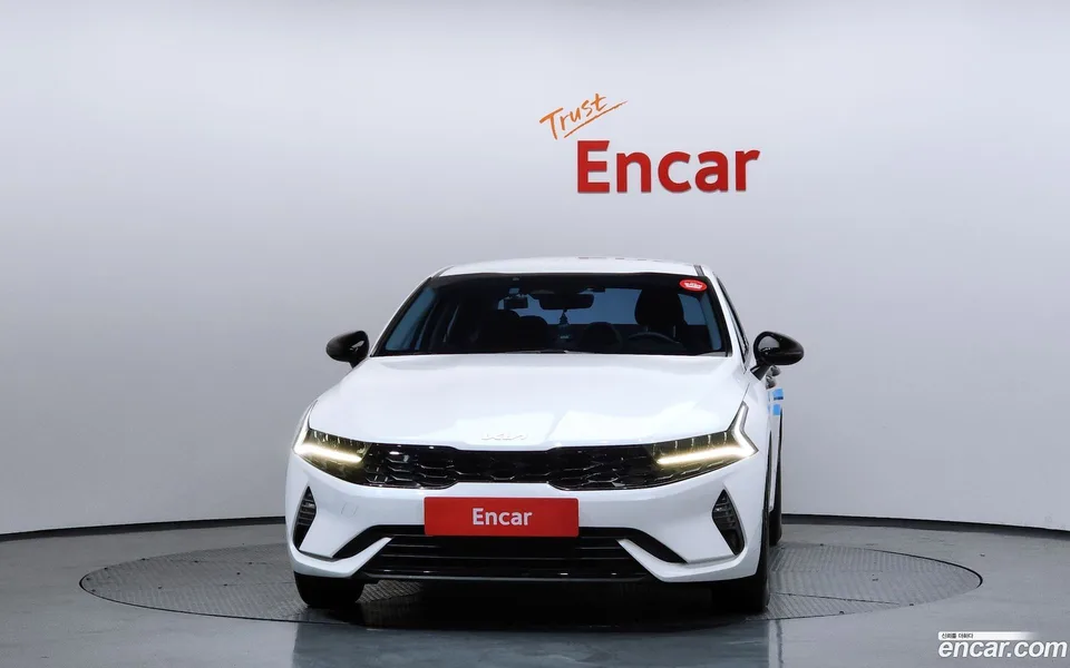 Kia K5 Hybrid 2022 — миниатюра 3