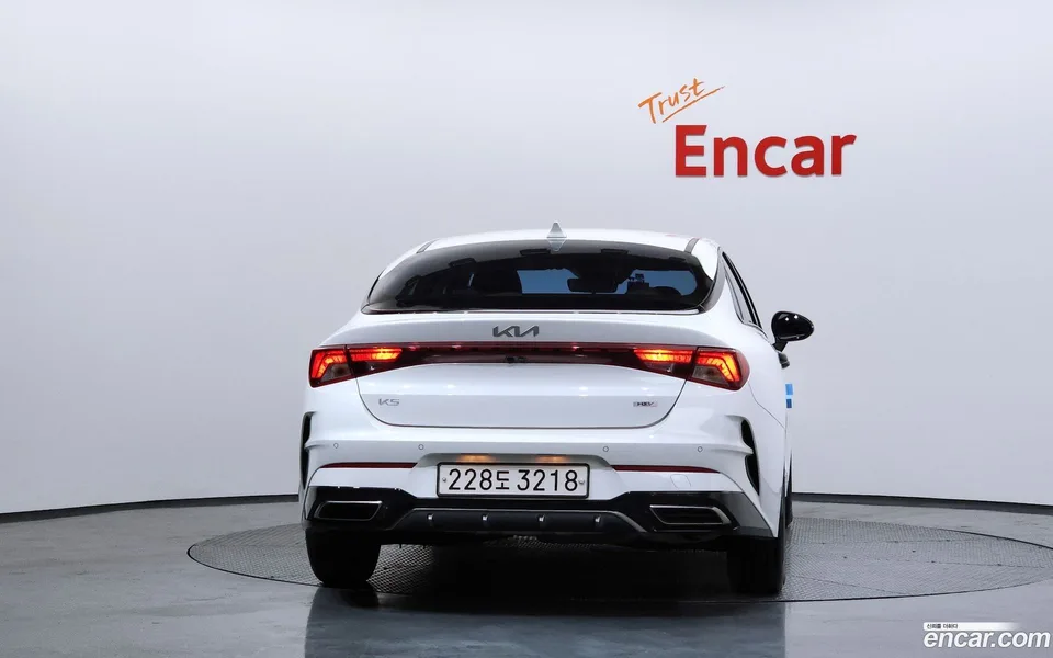 Kia K5 Hybrid 2022 — миниатюра 4