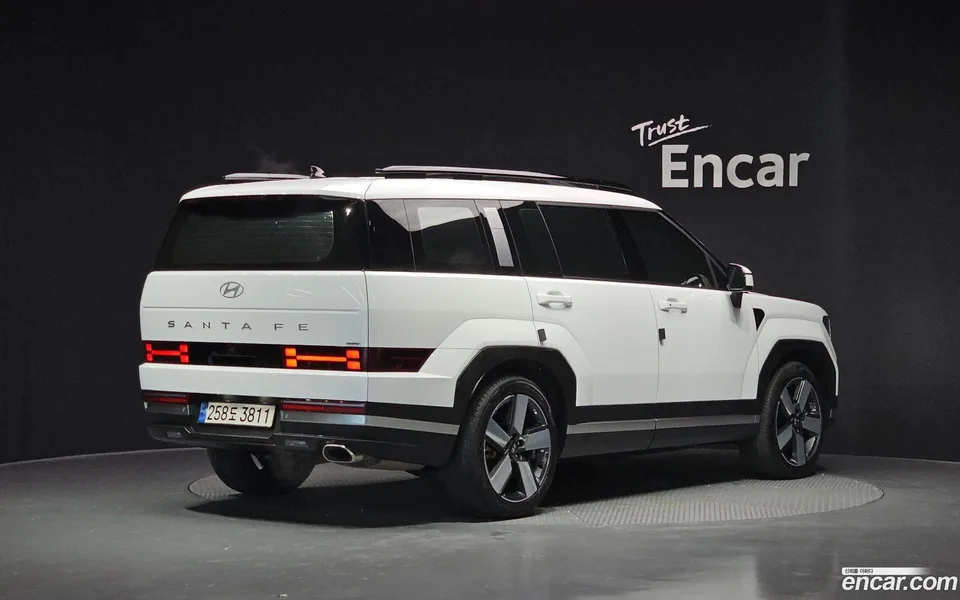 Hyundai Santa Fe 2.5T 4WD 2024 — миниатюра 2