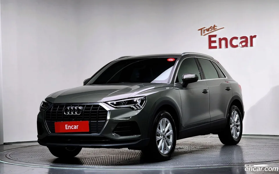 Audi Q3 35 TDI 2023 — фото 1, купить с доставкой в Москву