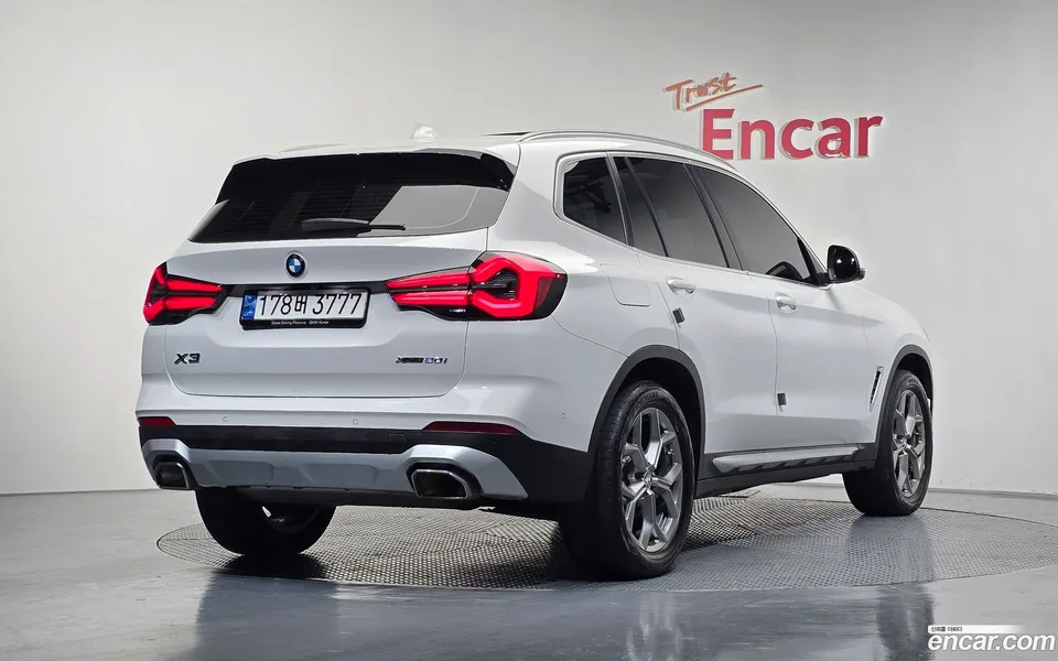 BMW X3 xDrive 20i 2022 — миниатюра 2