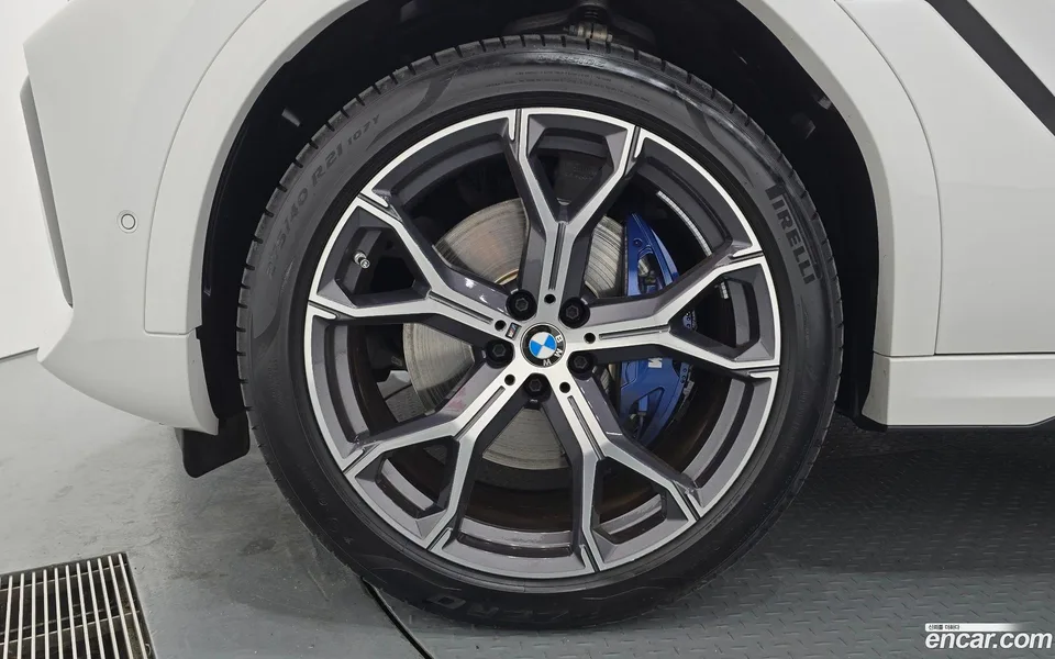 BMW X6 xDrive30d M 2023 — миниатюра 5