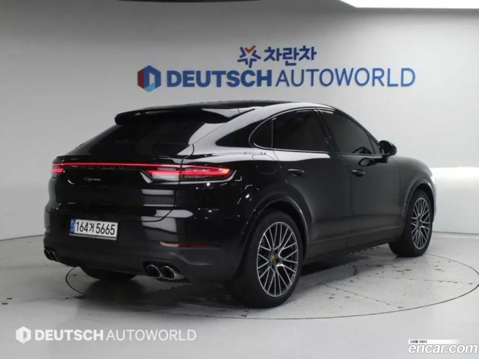 Porsche Cayenne 3.0 2023 — миниатюра 2