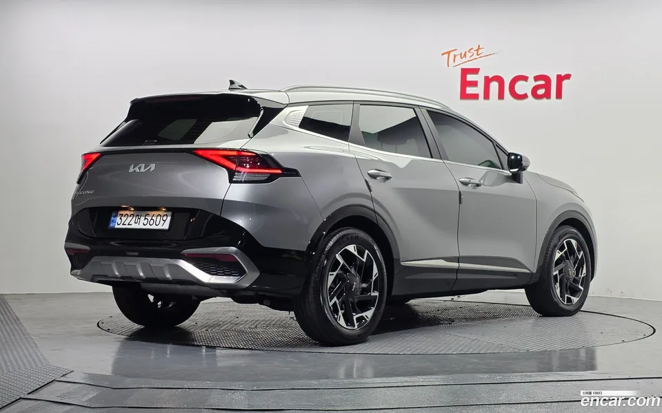 Kia Sportage 1.6 2WD 2022 — миниатюра 2