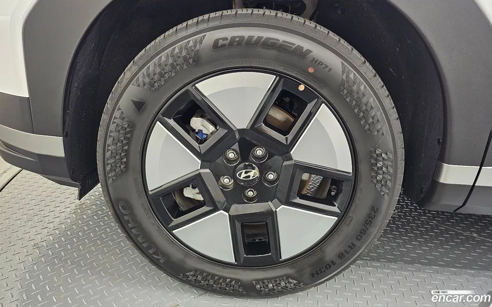 Hyundai SantaFe HEV 1.6 2WD 2023 — миниатюра 5