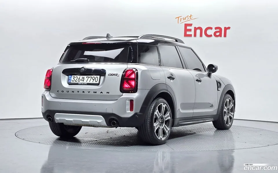 MINI Cooper S Countryman ALL4 2023 — миниатюра 2