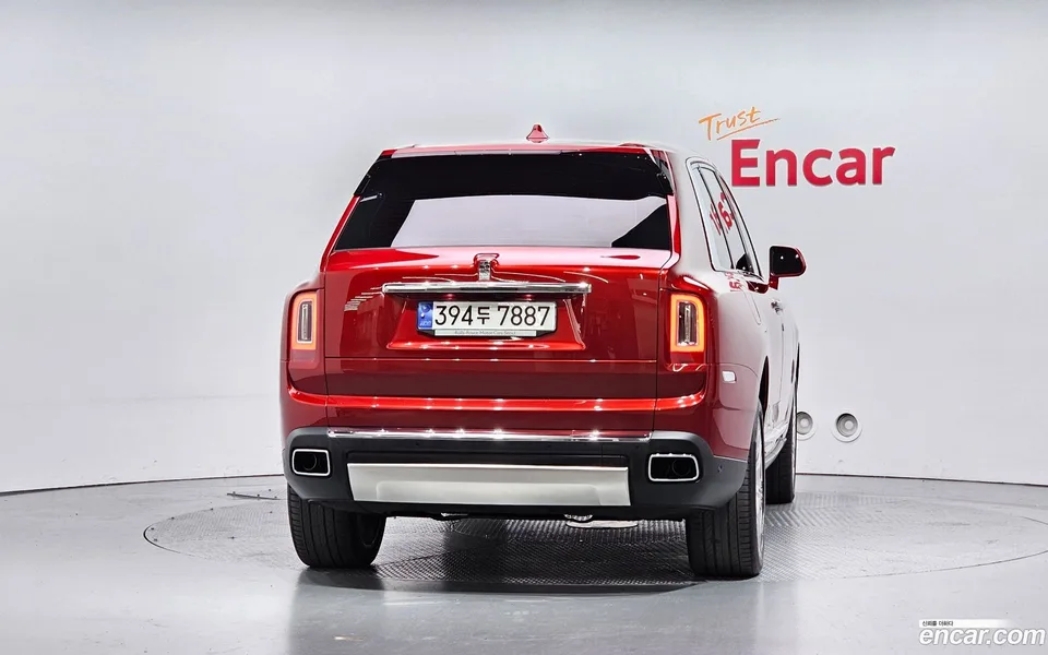 Rolls-Royce Cullinan 6.7 V12 2023 — миниатюра 4