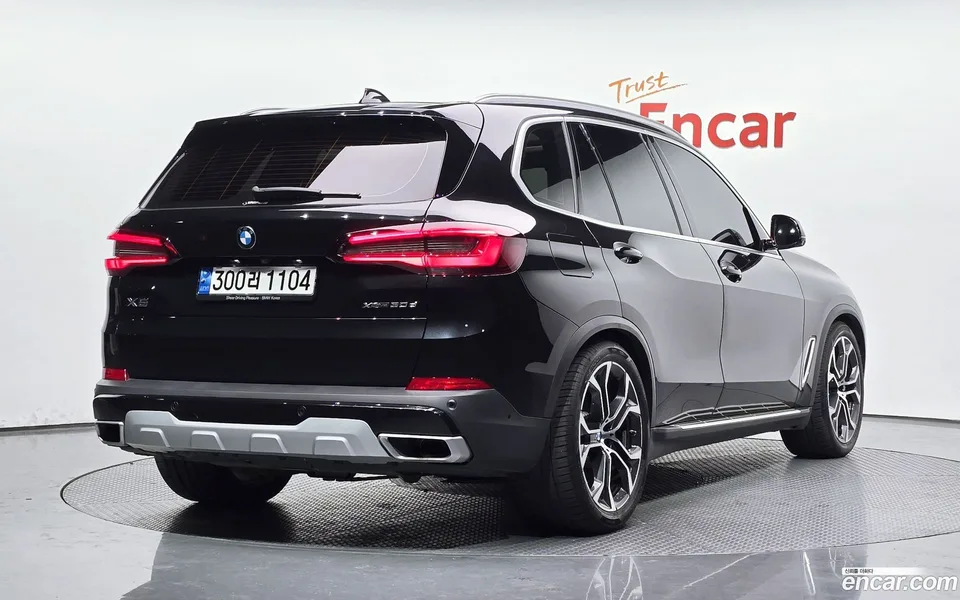 BMW X5 xDrive 30d xLine 2022 — миниатюра 2
