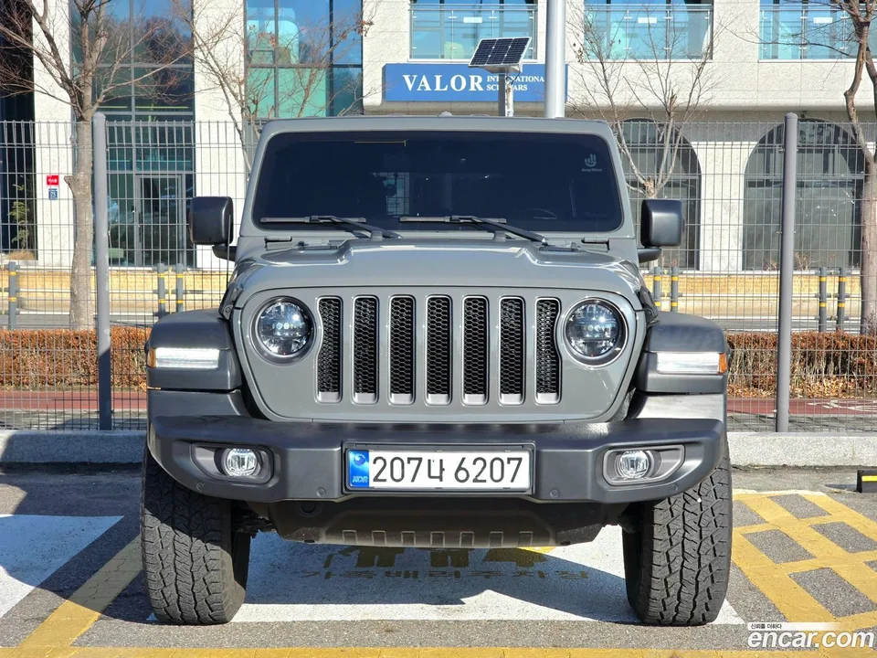 Jeep Wrangler 2.0 4 2023 — миниатюра 2