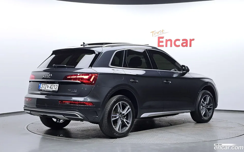 Audi Q5 45 TFSI 2022 — миниатюра 2