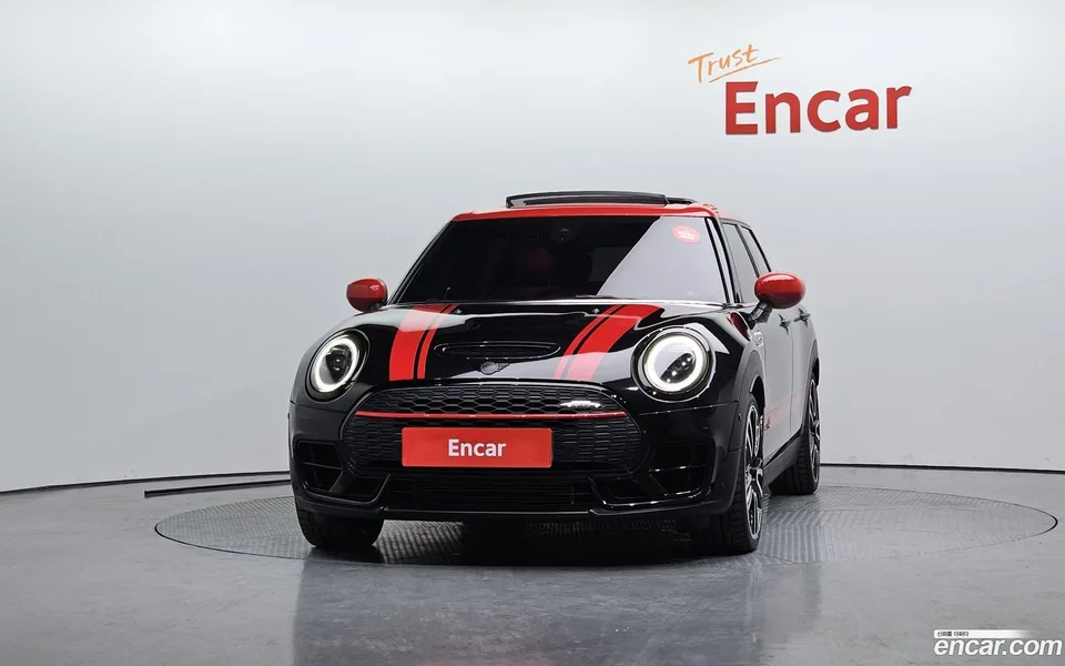 MINI Cooper S Clubman JCW 2022 — миниатюра 3
