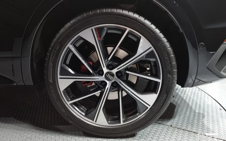 Audi SQ5 3.0 TFSI 2023 — миниатюра 5