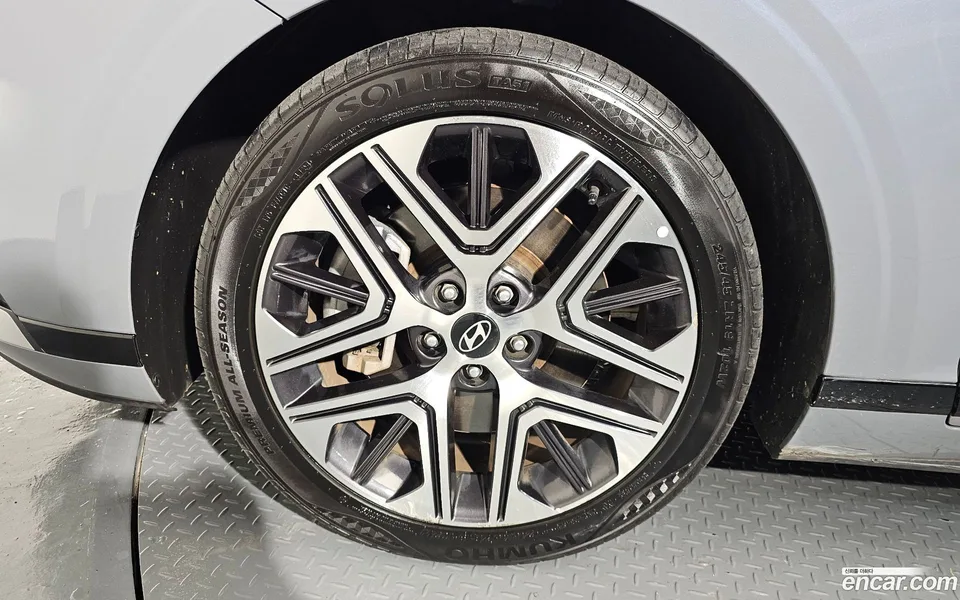 Hyundai Grandeur 3.5 LPG 2WD 2023 — миниатюра 5