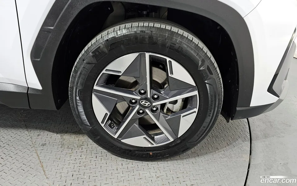 Hyundai Tucson NX4 1.6 4WD 2024 — миниатюра 5