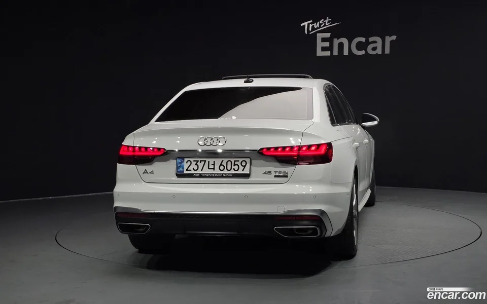 Audi A4 45 TFSI 2023 — миниатюра 4