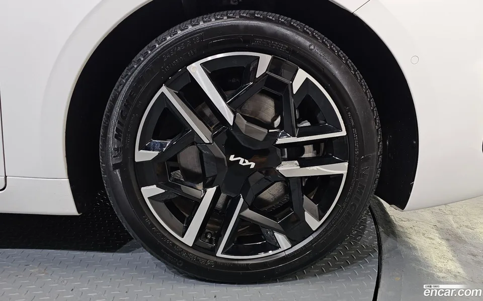 Kia K8 2.5 2WD 2024 — миниатюра 5