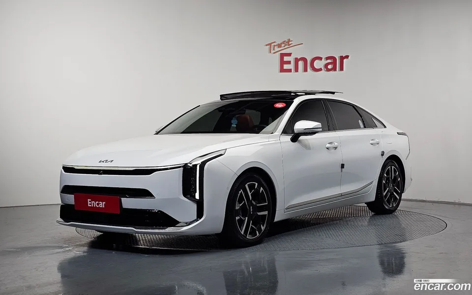 Kia K8 2.5 2WD 2024 — фото 1, купить с доставкой в Москву